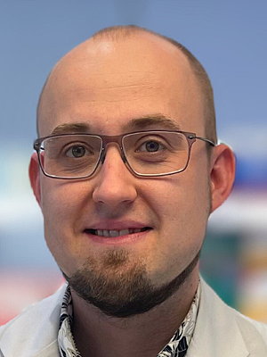 201680_teamseite_portrait_kai_rieseler2_300x400px